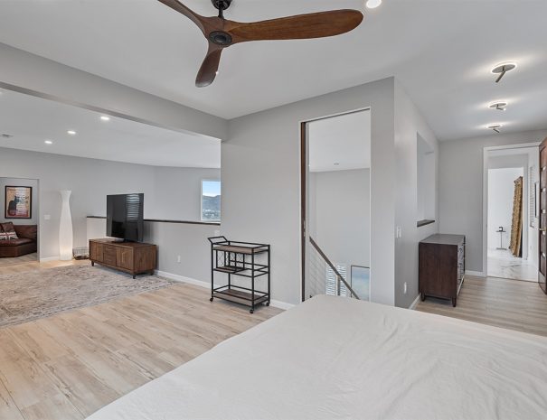 Gallery Primary 1 Bedroom 05