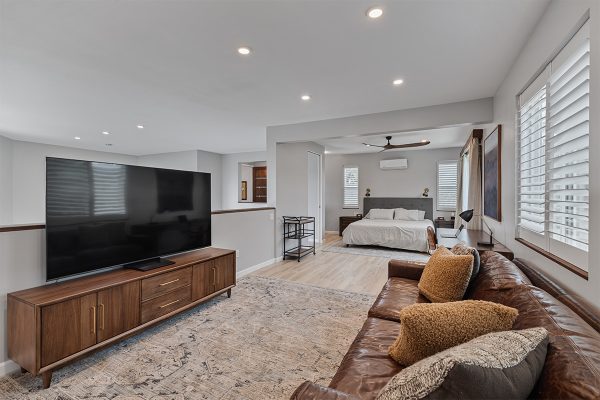 Gallery Primary 1 Bedroom 08