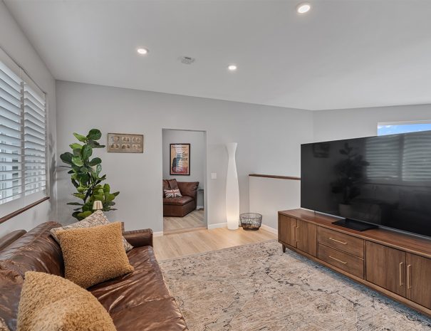 Gallery Primary 1 Bedroom 09