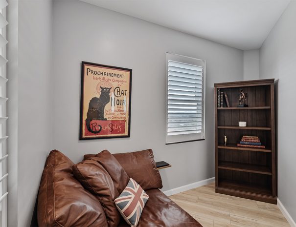 Gallery Primary 1 Bedroom 10