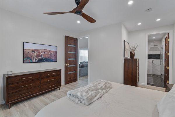 Gallery Primary 2 Bedroom 04